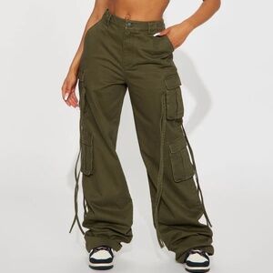 NWT Fashion Nova Golden Hour Wide Leg Cargo Pant - Olive